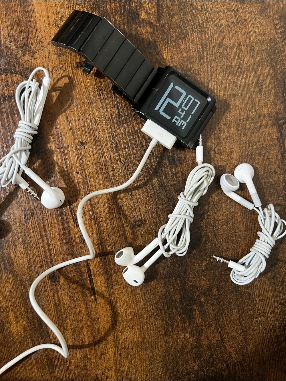 Apple Black iPod Nano with White Earbuds